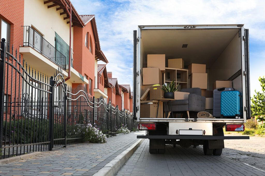 The Journey Your Belongings Take Between Pickup and Delivery